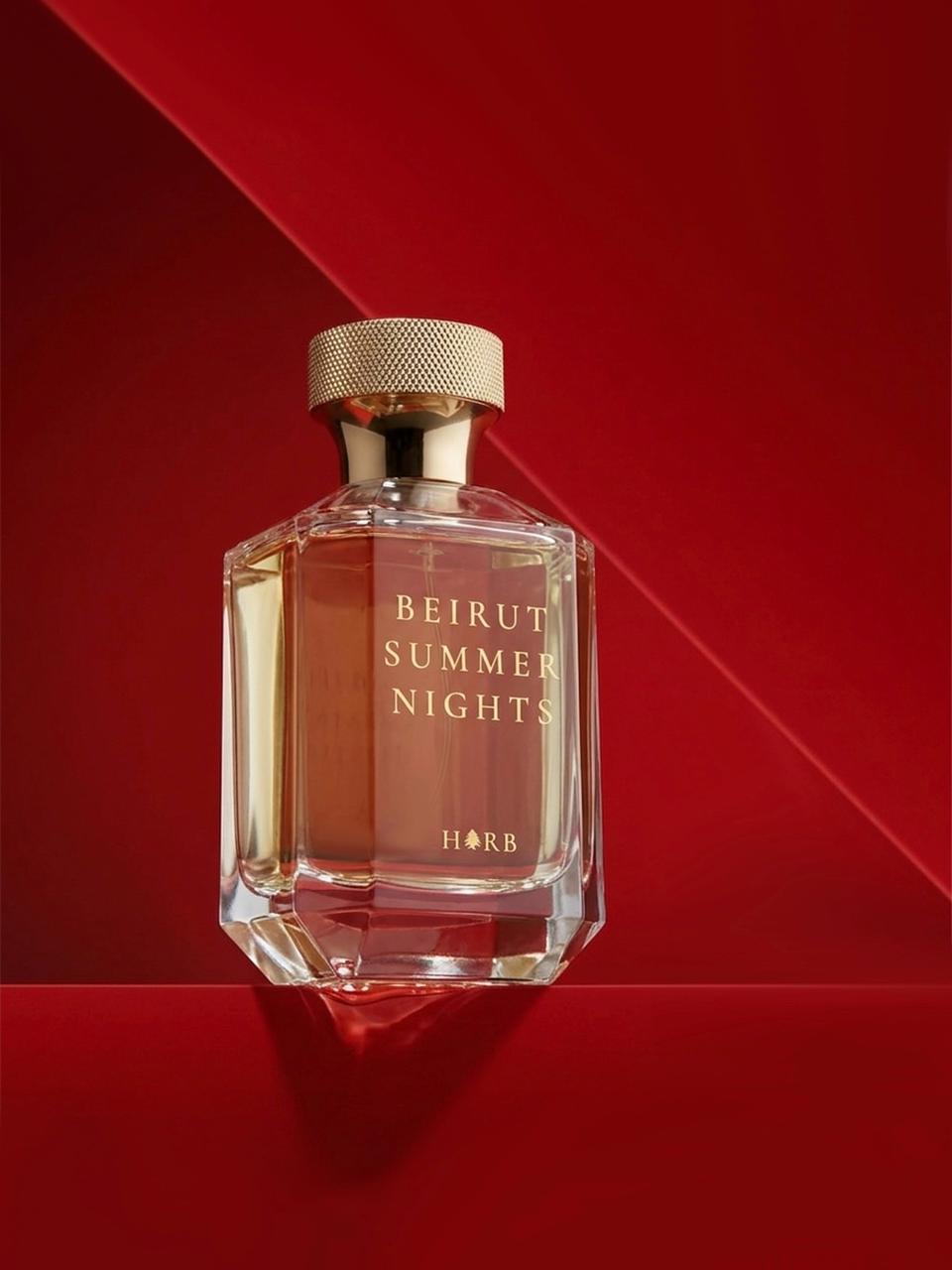 Atmospheric bottle detail